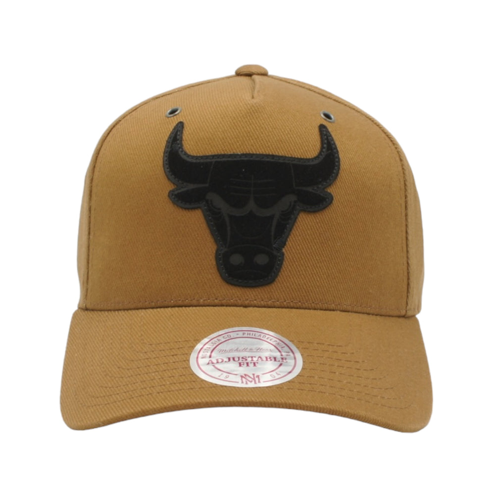 
                  
                    MITCHELL & NESS SNAPBACK HAT ONE SIZE - CHICAGO BULLS BROWN
                  
                