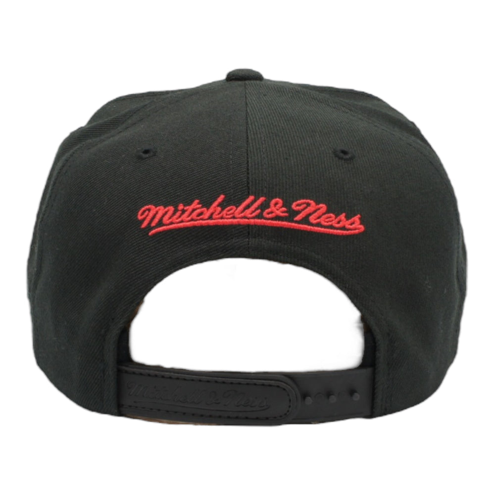 
                  
                    MITCHELL & NESS SNAPBACK HAT ONE SIZE - GOLDEN STATE WARRIORS RED POP BLACK
                  
                