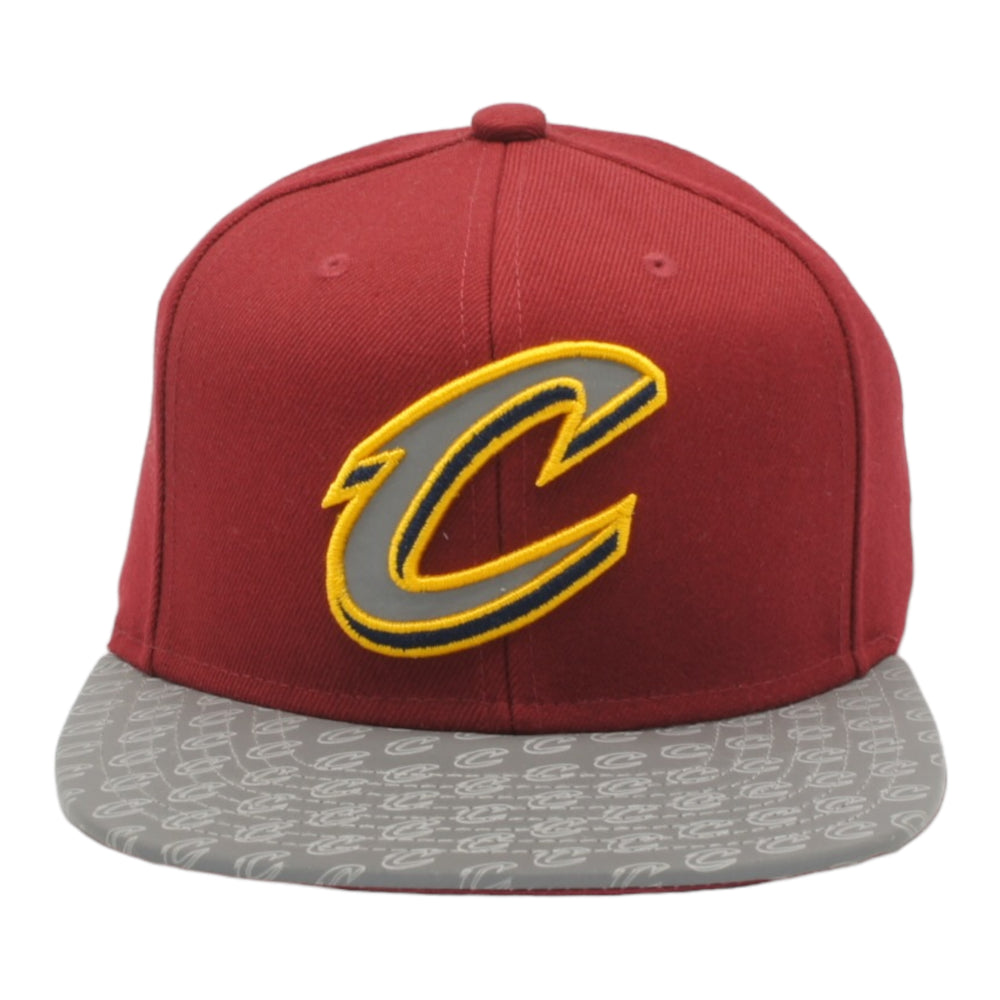 
                  
                    MITCHELL & NESS SNAPBACK HAT ONE SIZE - CLEVELAND CAVALIERS RED REFLECT
                  
                