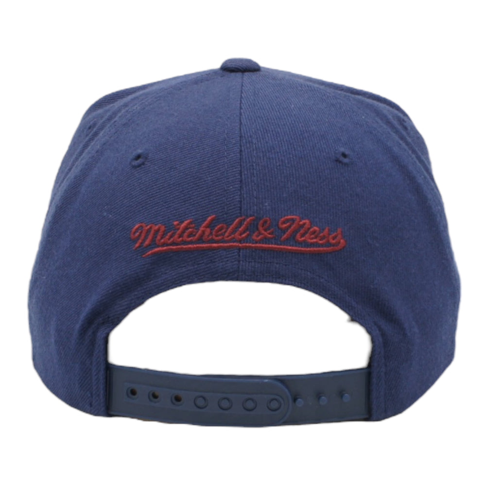 
                  
                    MITCHELL & NESS SNAPBACK HAT ONE SIZE - CLEVELAND CAVALIERS NAVY GREEN
                  
                
