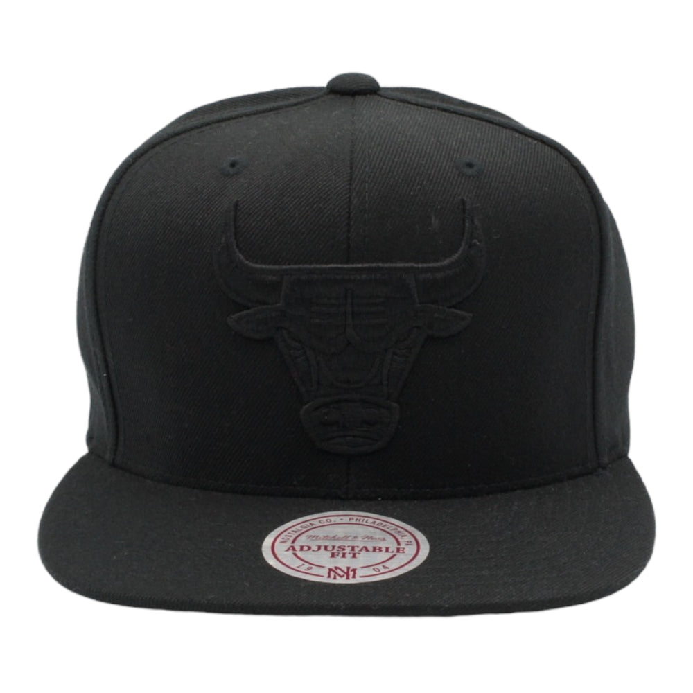 
                  
                    MITCHELL & NESS SNAPBACK HAT ONE SIZE - CHICAGO BULLS BLACK
                  
                