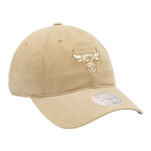 
                  
                    MITCHELL & NESS SNAPBACK HAT ONE SIZE - CHICAGO BULLS BEIGE GREEN
                  
                