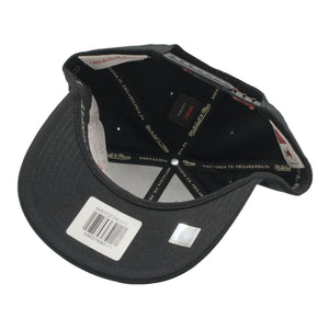 
                  
                    MITCHELL & NESS SNAPBACK HAT ONE SIZE - CHICAGO BULLS BLACK C
                  
                